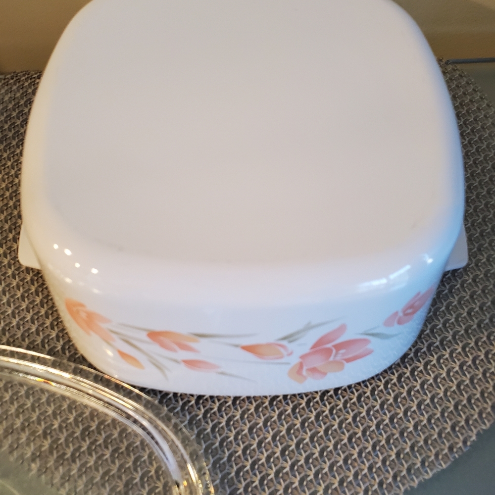 Corning Ware Peach Floral A-3-B Covered Casserole with A-9-C Lid - Picture 2 of 7